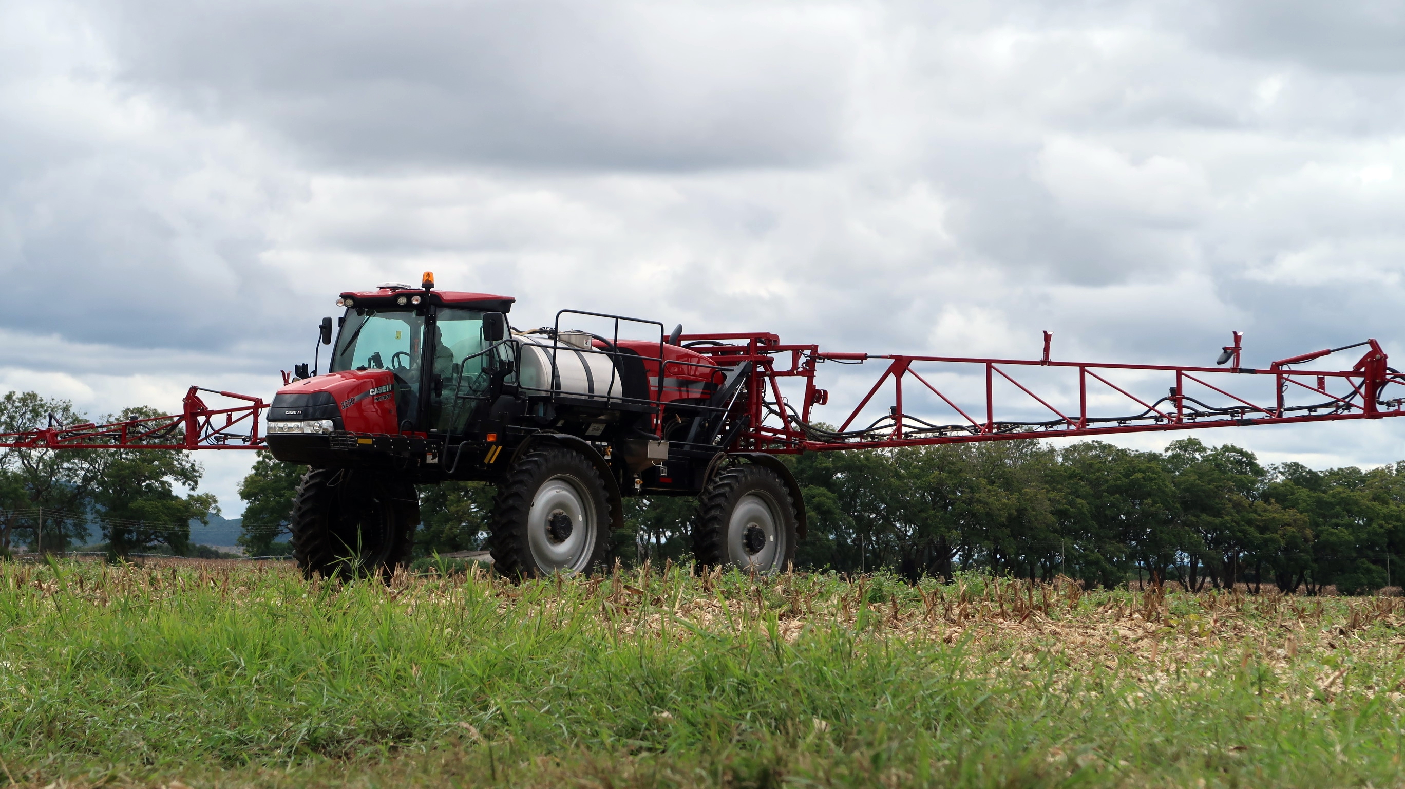 CASE IH DEMONSTRATES POWER OF EFFICIENT FARMING AT CUSTOMER DAY IN ZIMBABWE