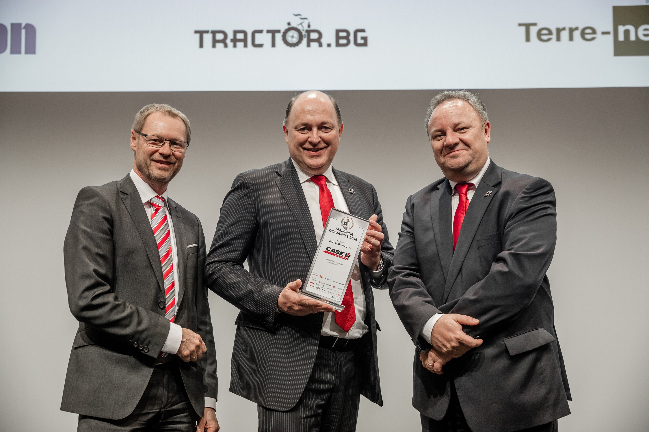 CASE IH WINS MACHINE OF THE YEAR 2018 TITLE WITH NEW MAXXUM MULTICONTROLLER WITH ACTIVEDRIVE 8 TRANSMISSION