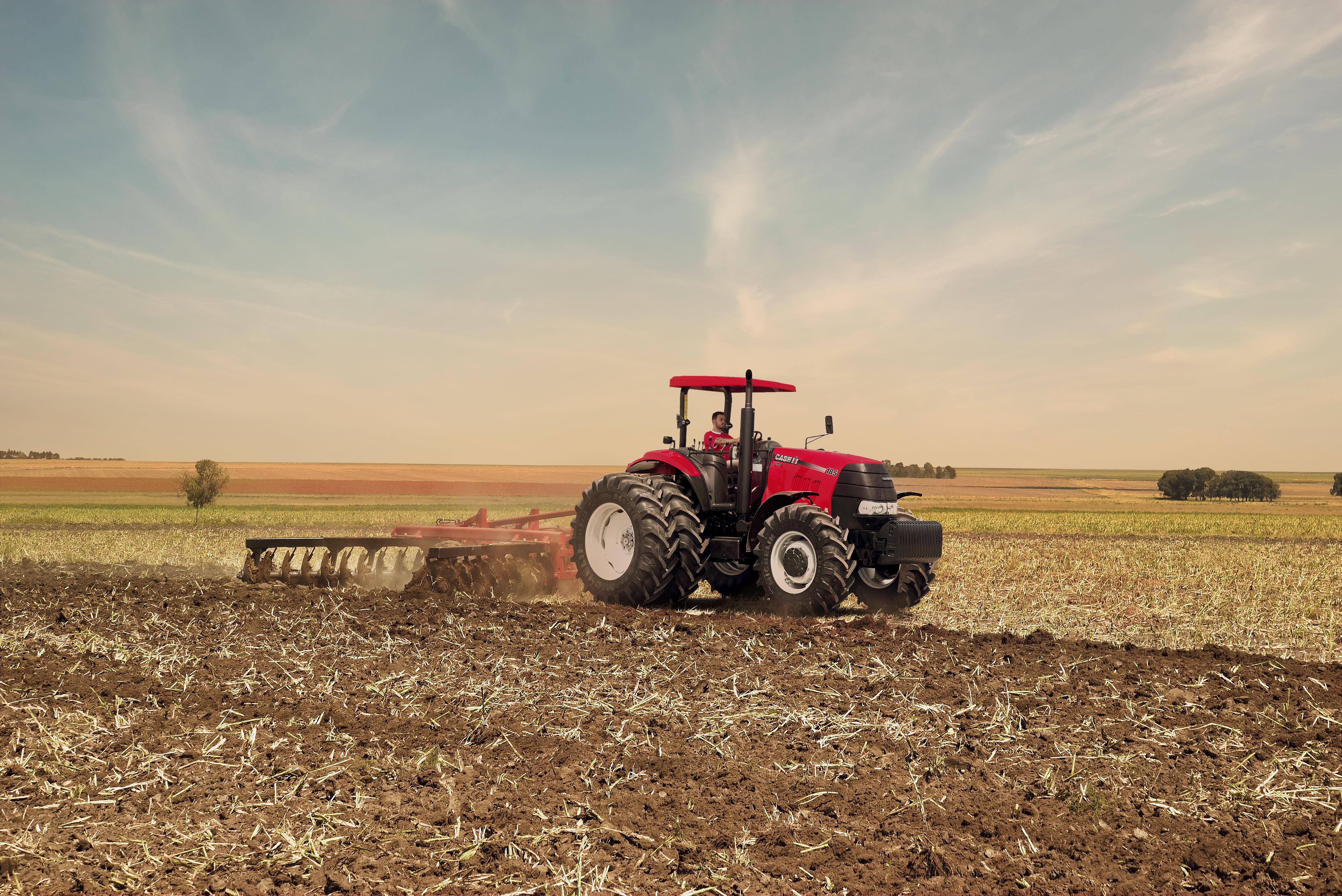 CASE IH EXTENDS POPULAR PUMA LINE OF TRACTORS WITH TWO HIGHER-HORSEPOWER ROPS MODELS